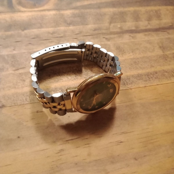 Fossil Watch - Picture 5 of 6